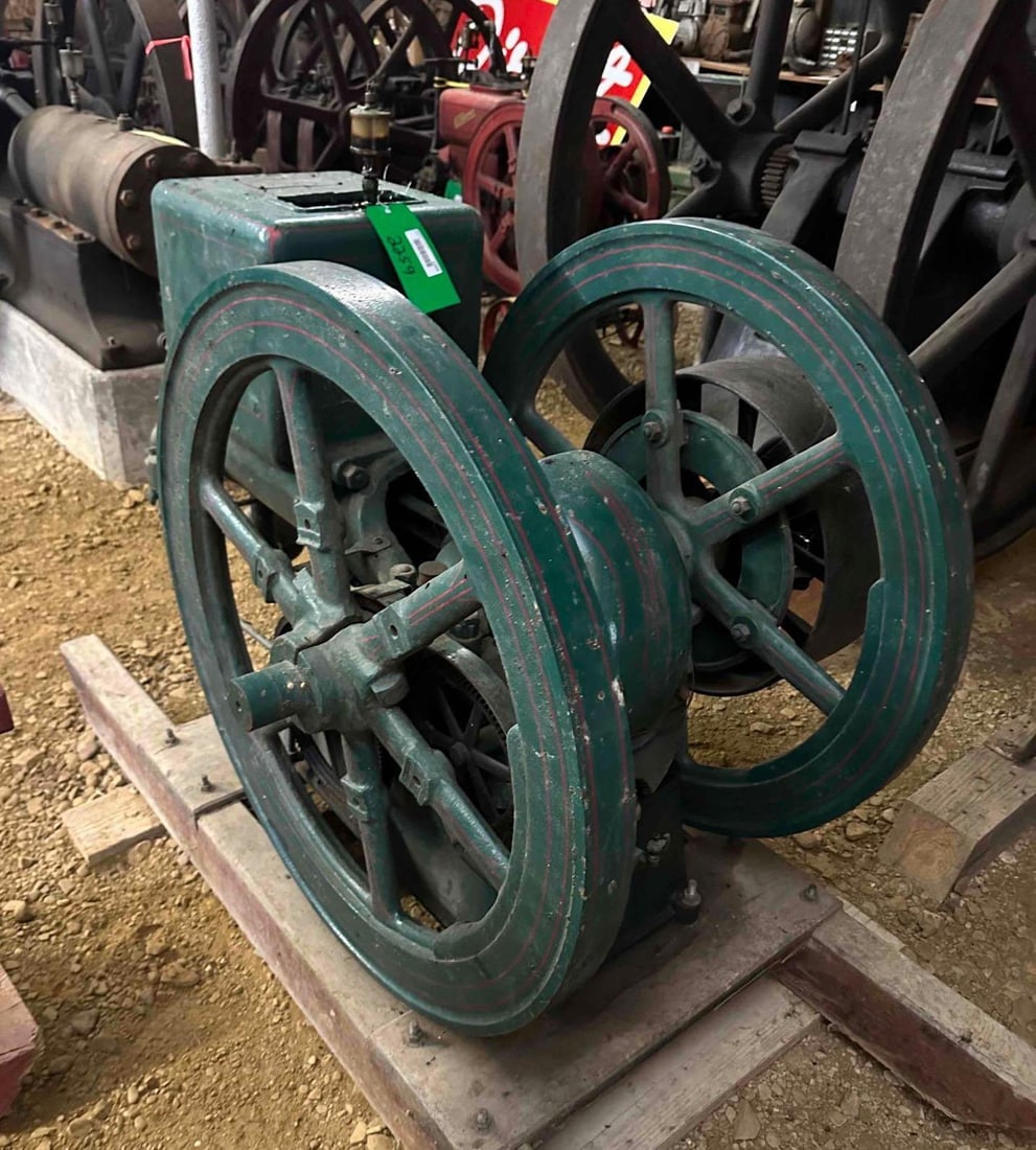 Fairbanks Morse 6 HP Type H Engine (1 of 6)