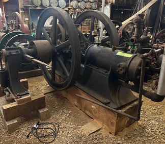 Oil City 15 HP Engine