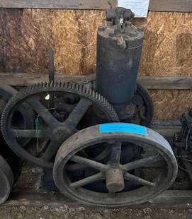 Eclipse 4 HP Engine: water cooled, engine is stuck, This Lot must be picked up in Tidioute, PA on September 18 - 22.
