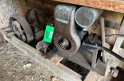 Ottawa 6 HP Engine w/ Saw