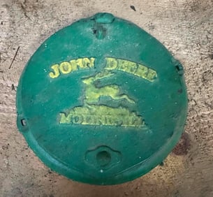 John Deere Planter Lid