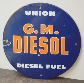 Union G.M. Diesol Diesel Fuel Porcelain Pump Sign (TAC)
