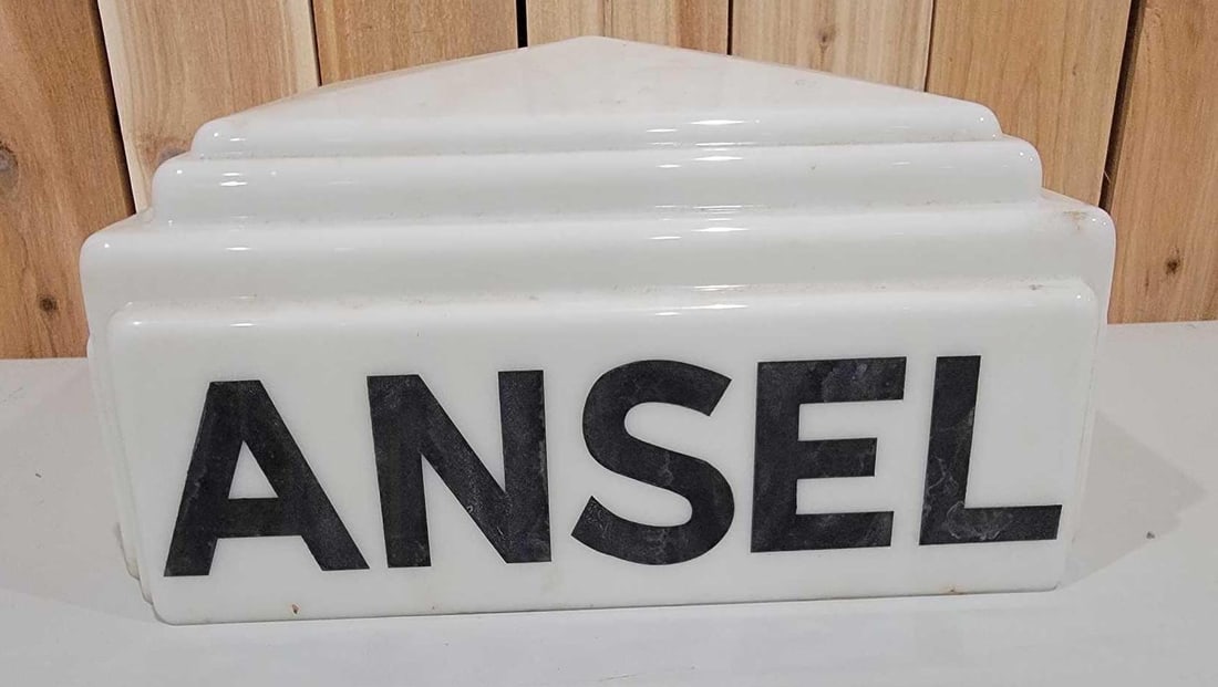 Rare Milk Glass Top for a Tokheim Model #36B Gas Pump (TAC) (1 of 11)