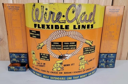 Wire-Clad Flexible Lines Metal Display Cabinet