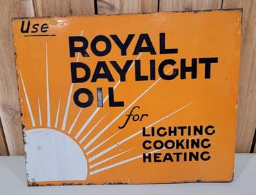 Use Royal Daylight Oil Porcelain Flange Sign (TAC)