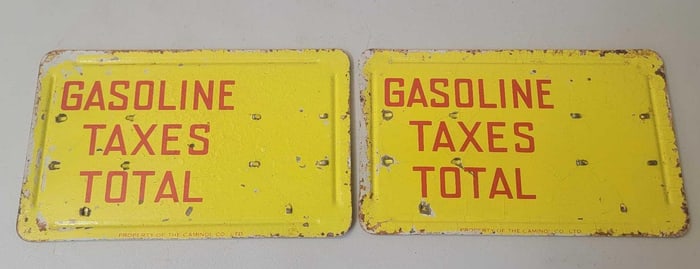 2-Camiol (Beacon) Metal Gas Pump Boxer Signs