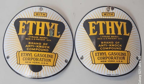 2-Ethyl Logo Porcelain Curved Pump Sign