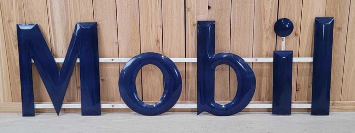 MOBIL Porcelain Letters