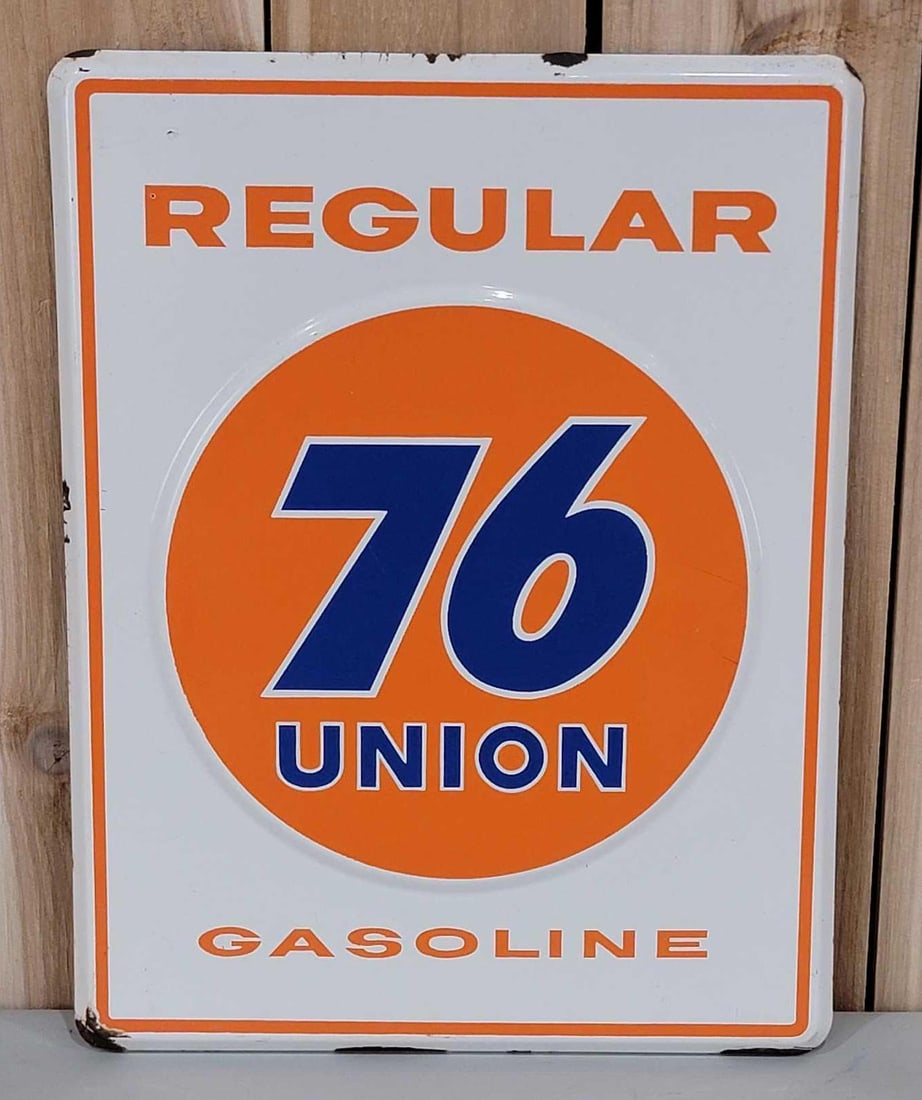 Union 76 Regular Gasoline Porcelain Pump Sign (TAC) (1 of 5)