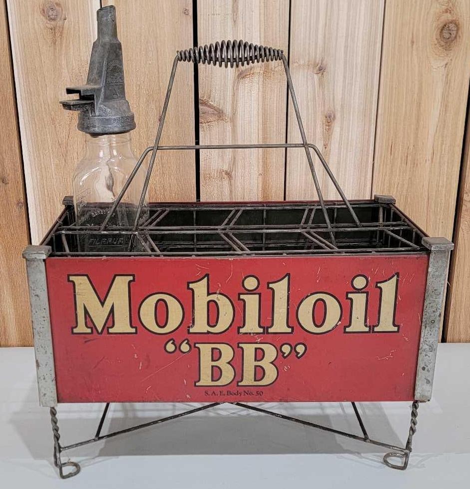 Mobiloil "BB" Filpruf Bottle Rack w/one bottle (1 of 5)