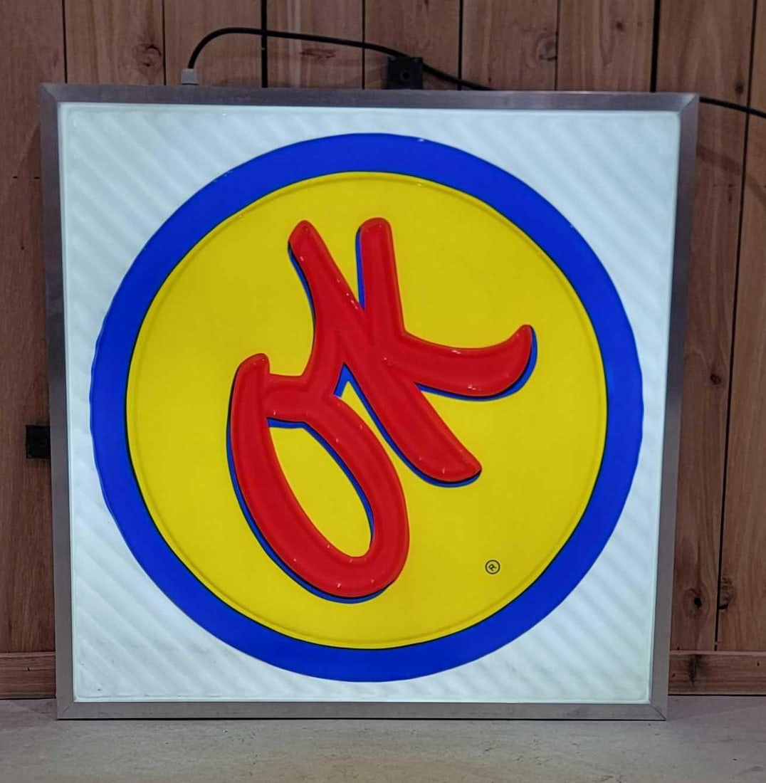 (Chevrolet) Ok Molded Plastic Insert Lighted Sign (TAC) (1 of 3)
