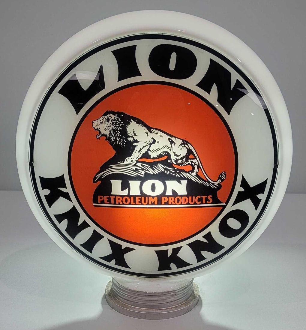 Lion Knix Knok w/Lion on Rock Logo 13.5" Single Globe Lens (TAC) (1 of 2)