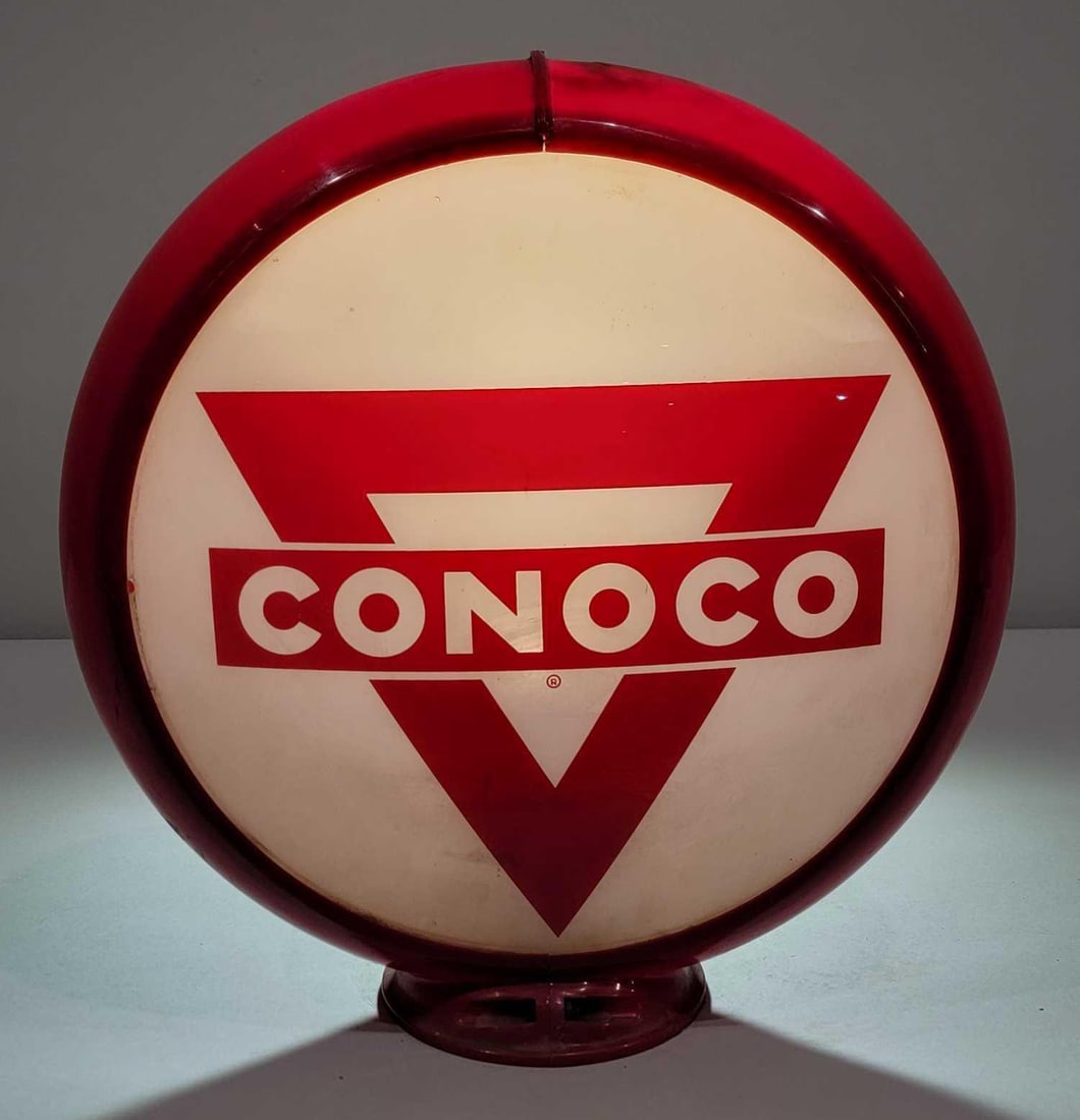 Conoco w/Triangle Logo 13.5" Globe Lenses (TAC): rated 9.5 & 8.9, 13.5"D., the display lens is in very good condition, reverse has small paint chip at one notch, mounted in an original Capco globe body. TAC #025646