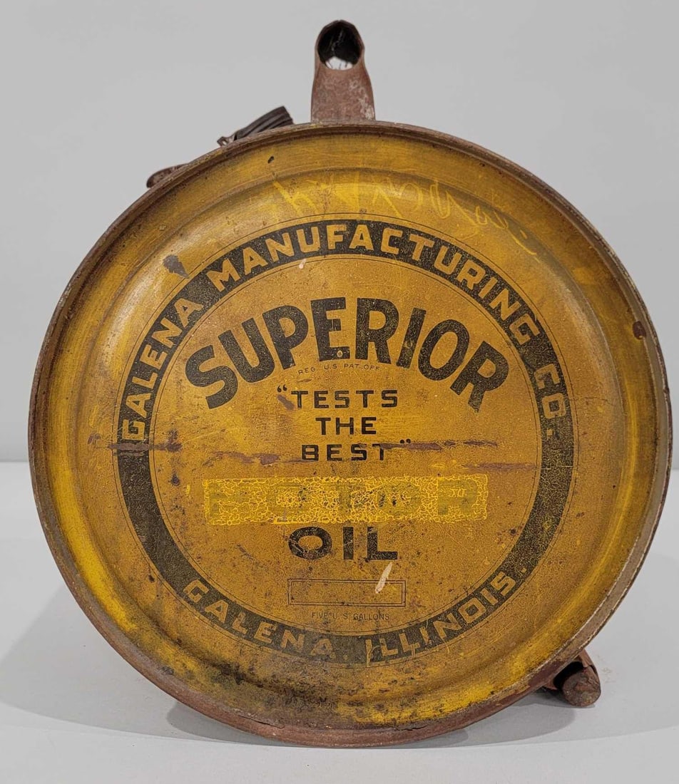 Superior Oil Galena Co. Five Gallon Rocker Can (1 of 2)