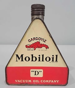 Mobiloil "D" Gargoyle (motorcycle) Motor Oil One-Quart Metal Can (TAC)