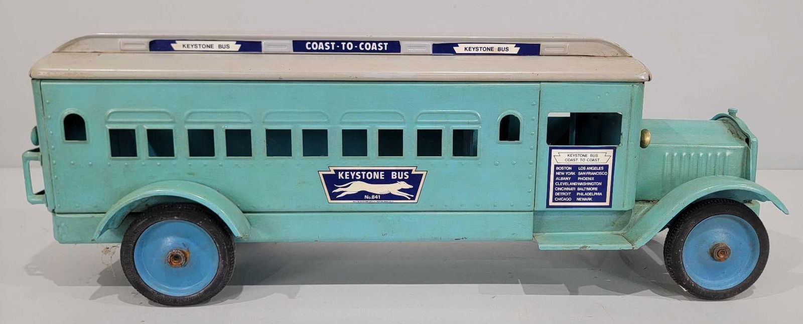 Keystone Packard Coast-to-Coast Press Steel Bus (repainted) (1 of 7)