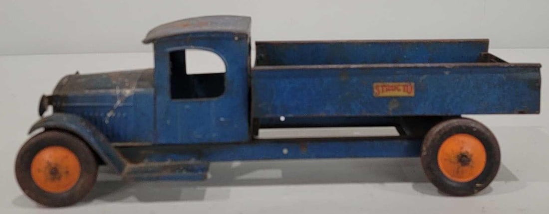 Structo Press Steel Truck (1 of 4)