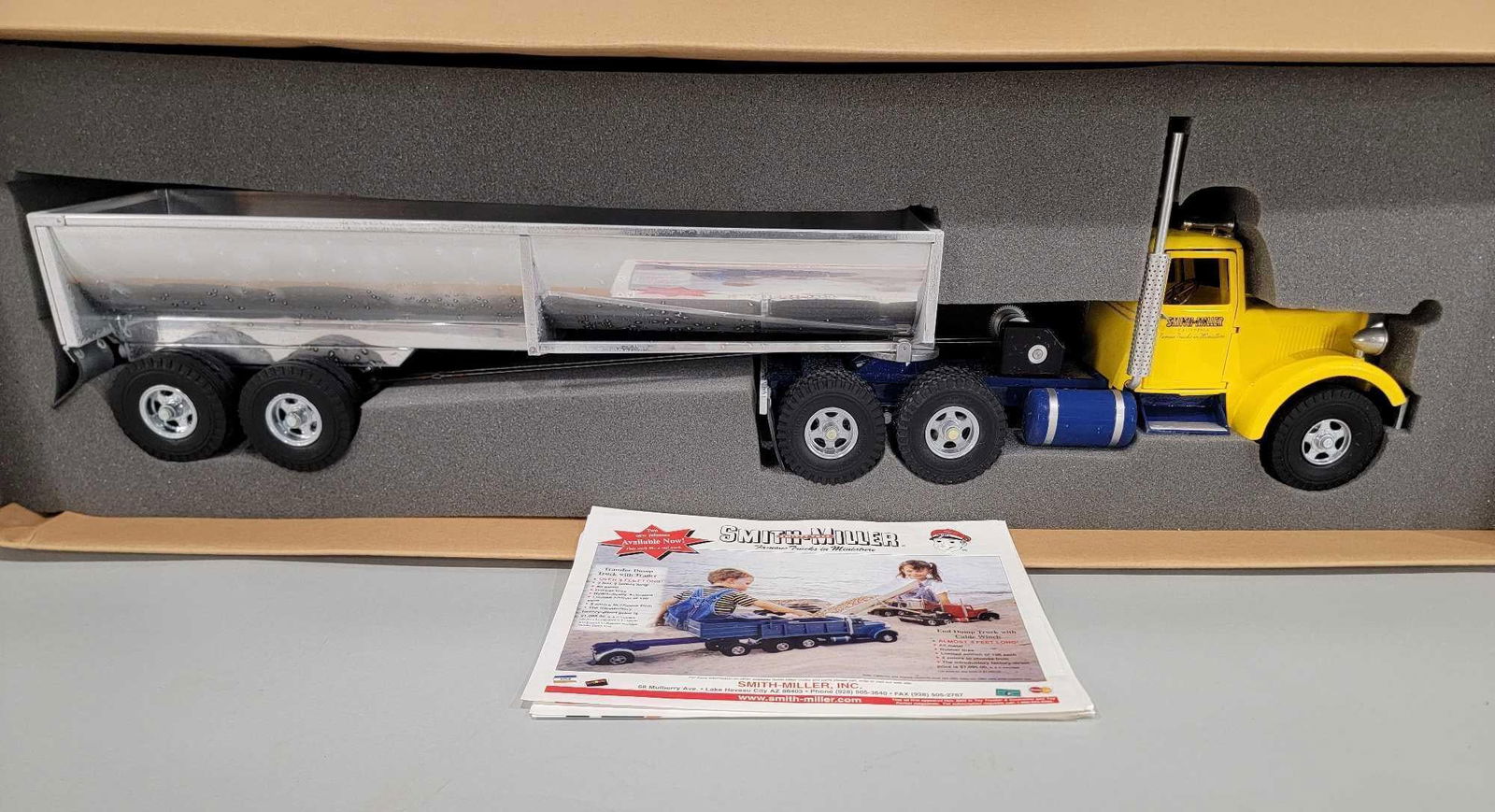 Fred Thompson Smith-Miller MIC Semi & Dump Trailer NIB (1 of 2)