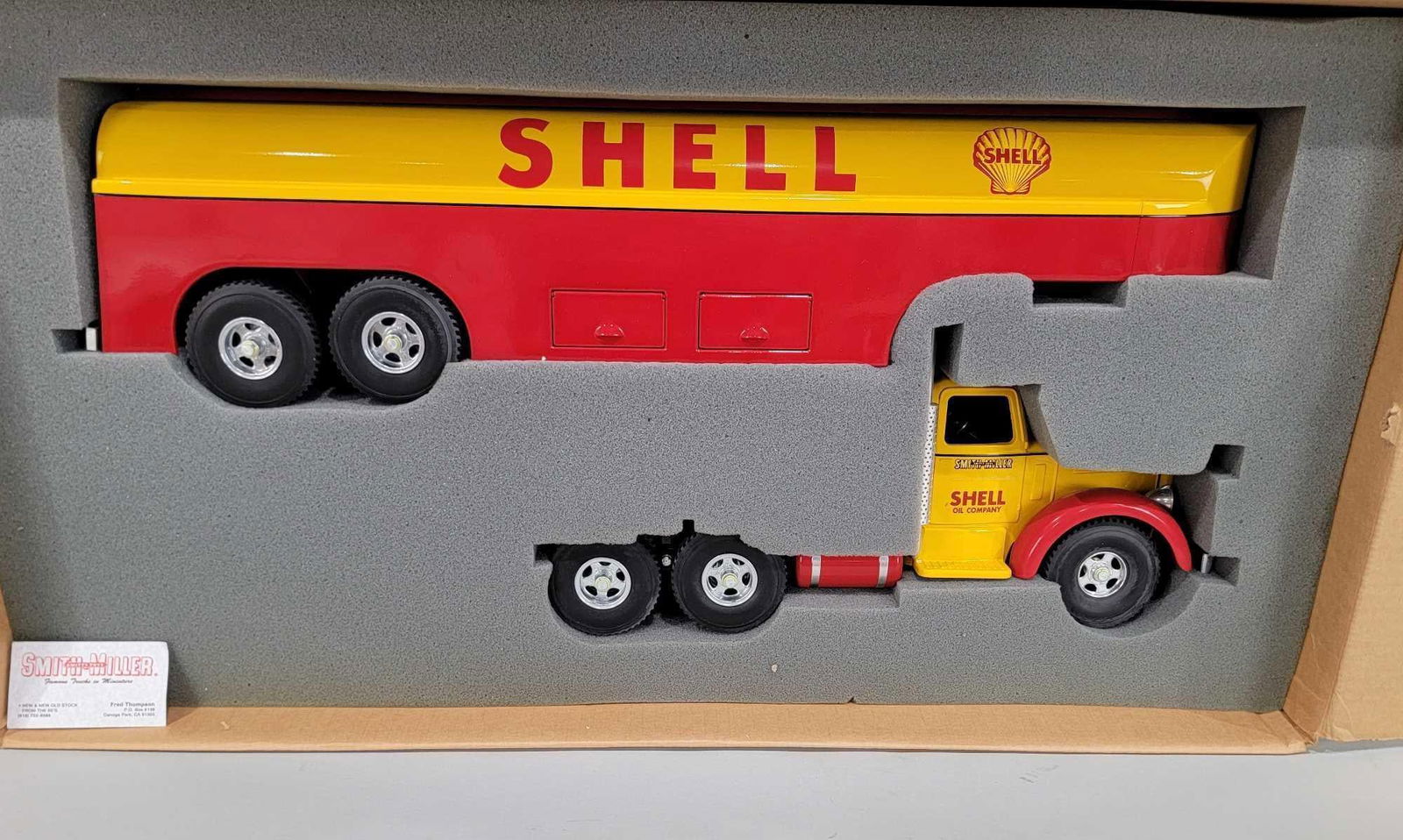 Fred Thompson Smith-Miller "L" Mack Semi & Tanker Shell NIB (1 of 3)