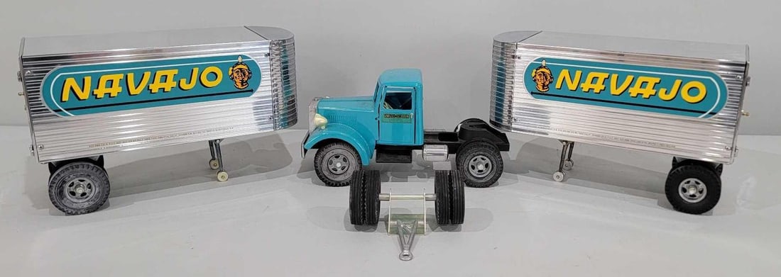 Fred Thompson Smith-Miller MIC Semi w/Two Navajo Pup Van Trailers NIB (1 of 2)