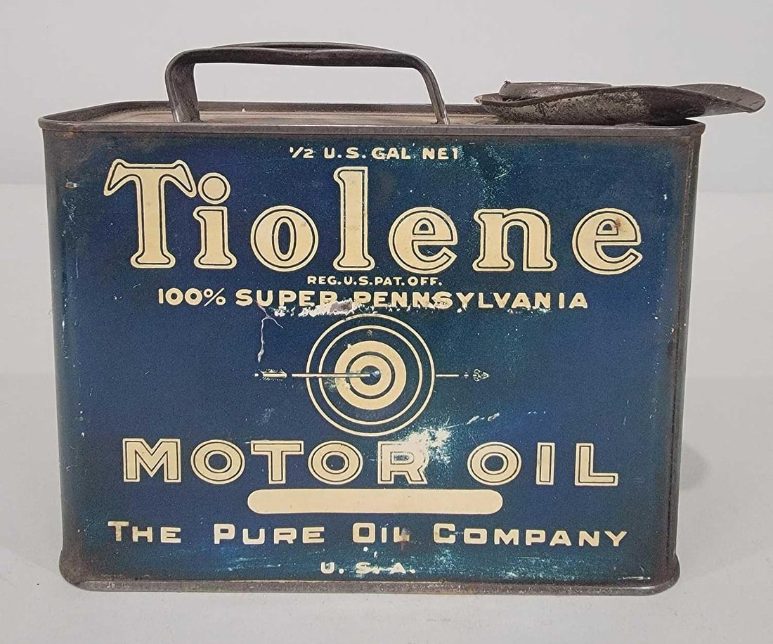 Tiolene Motor Oil Pure Half-Gallon Flat Metal Can (1 of 4)