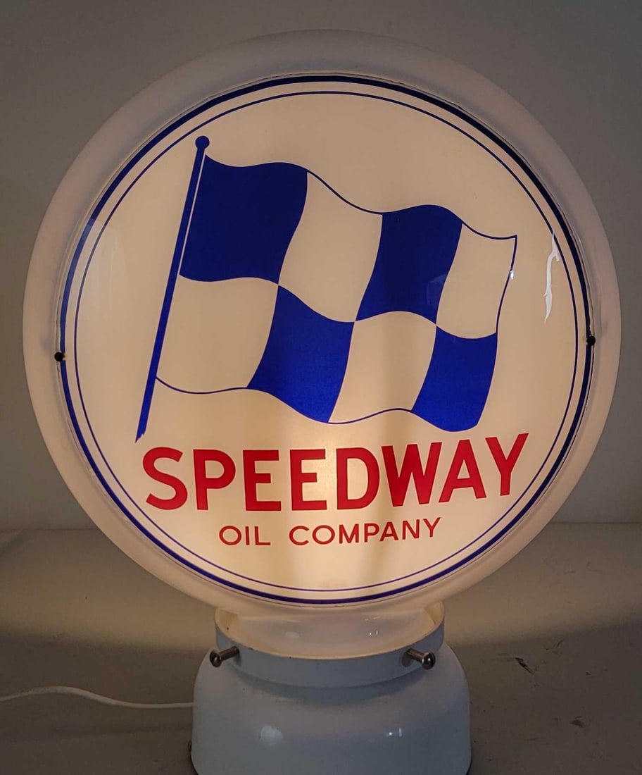 Speedway Oil Company w/Flag Logo 13.5" Single Globe Lens (TAC) (1 of 2)