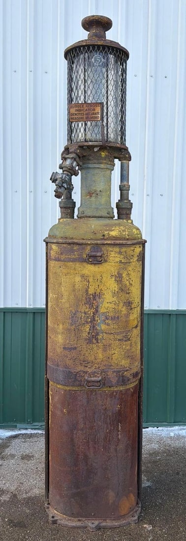 1921 American Model #204-V Five Gallon Visible Gas Pump (1 of 12)