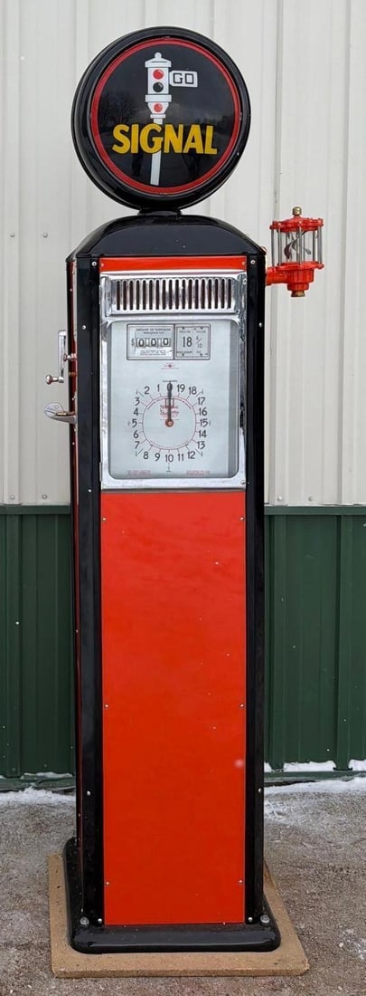 Sharmeter Model #M37AR Cash Recording Clock Face Gas Pump (restored) (1 of 16)