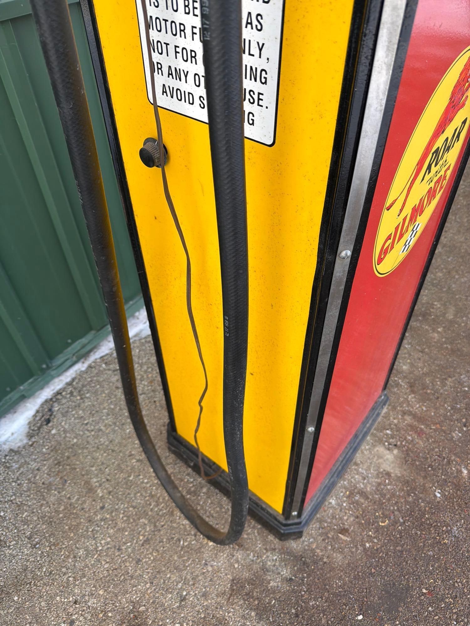 1936 Bennett Clock Face Gas Pump (restored) - 8