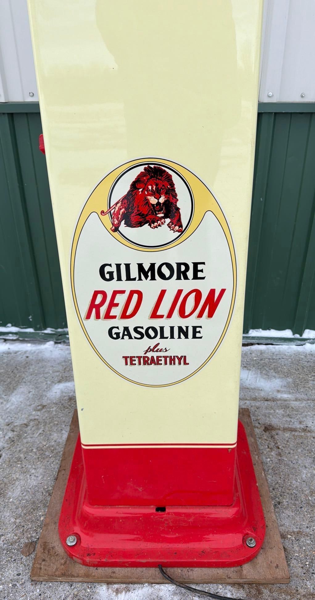 Wayne Model #800 Clock Face Gas Pump (restored) - 2