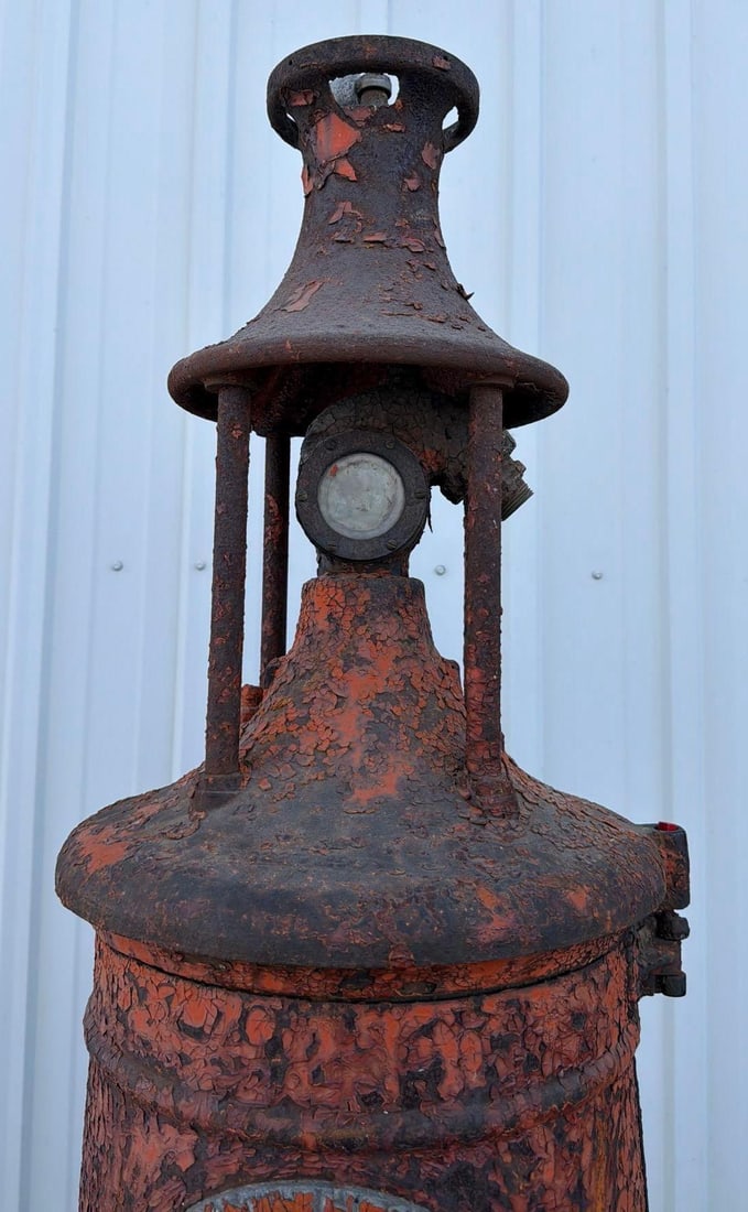Dayton Model #100 Clock Face Gas Pump - 2