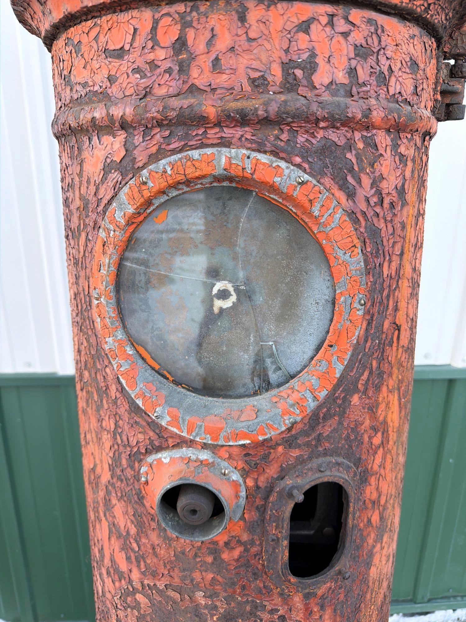 Dayton Model #100 Clock Face Gas Pump - 3