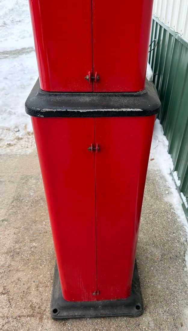 1931 Aqua Model #E-455 Clock Face Gas Pump (restored) - 8