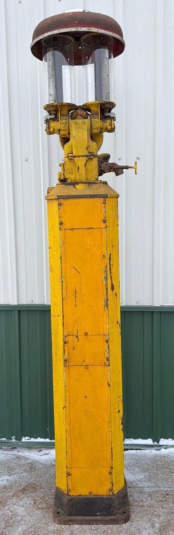 1935 Themis Appareil Poinconne Par L'Etat Visible Gas Pump (1 of 11)