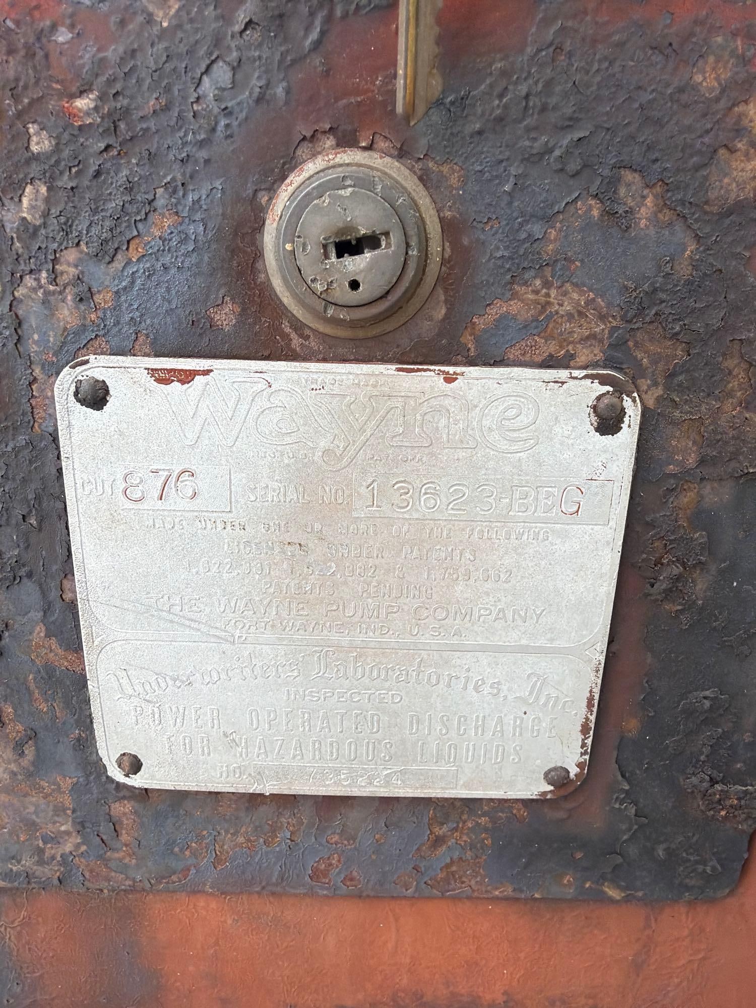 Wayne Model #876 Clock Face Gas Pump - 4