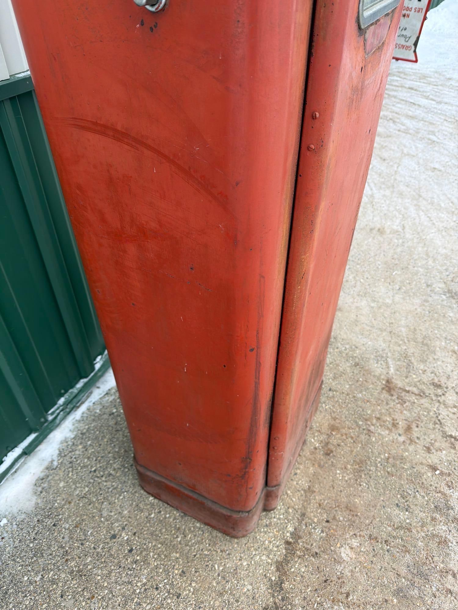 Wayne Model #876 Clock Face Gas Pump - 6