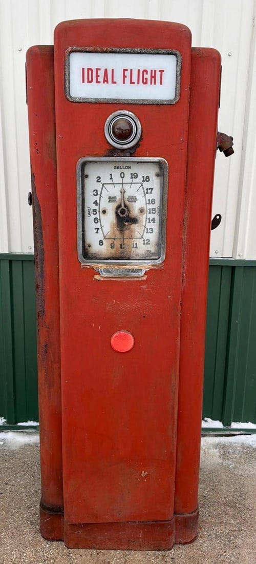 Wayne Model #876 Clock Face Gas Pump - 7