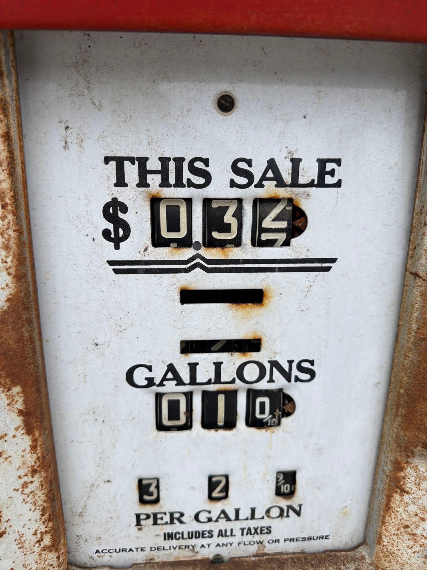 Wayne Model #60 Computing Gas Pump - 6