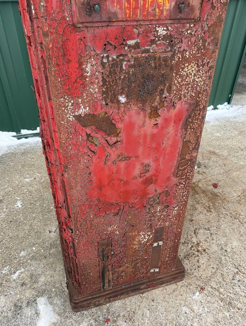 Tokheim Model 36-B Computing Gas Pump - 11