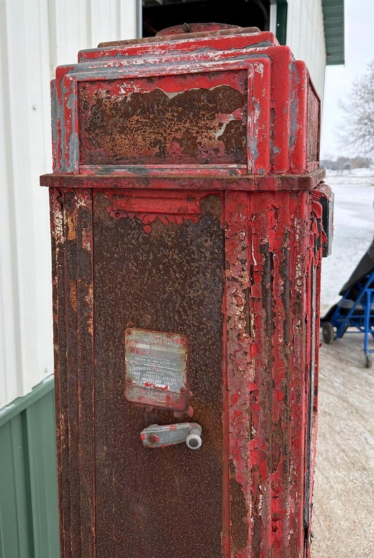 Tokheim Model 36-B Computing Gas Pump - 6