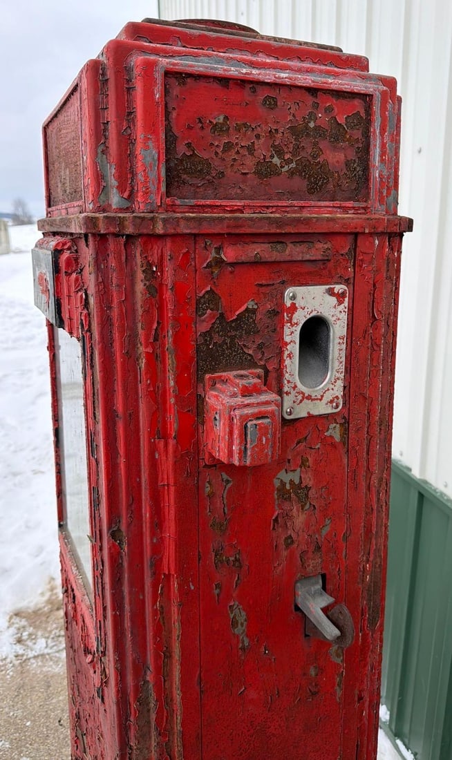 Tokheim Model 36-B Computing Gas Pump - 7