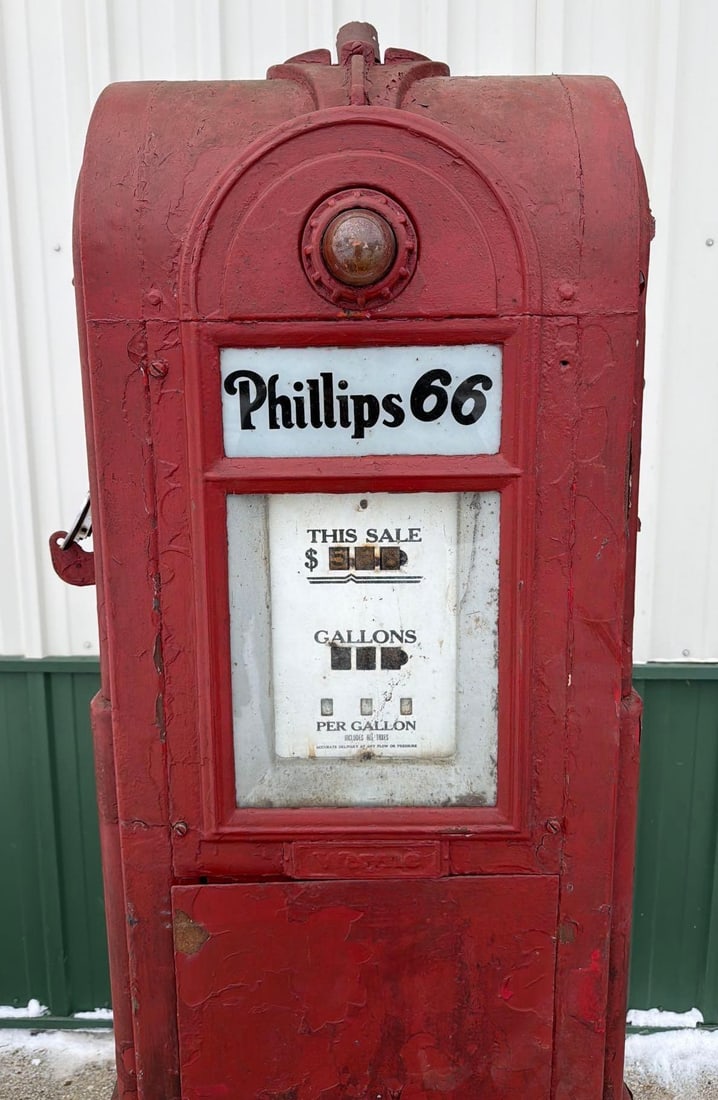 Wayne Model #60 Computing Gas Pump - 10