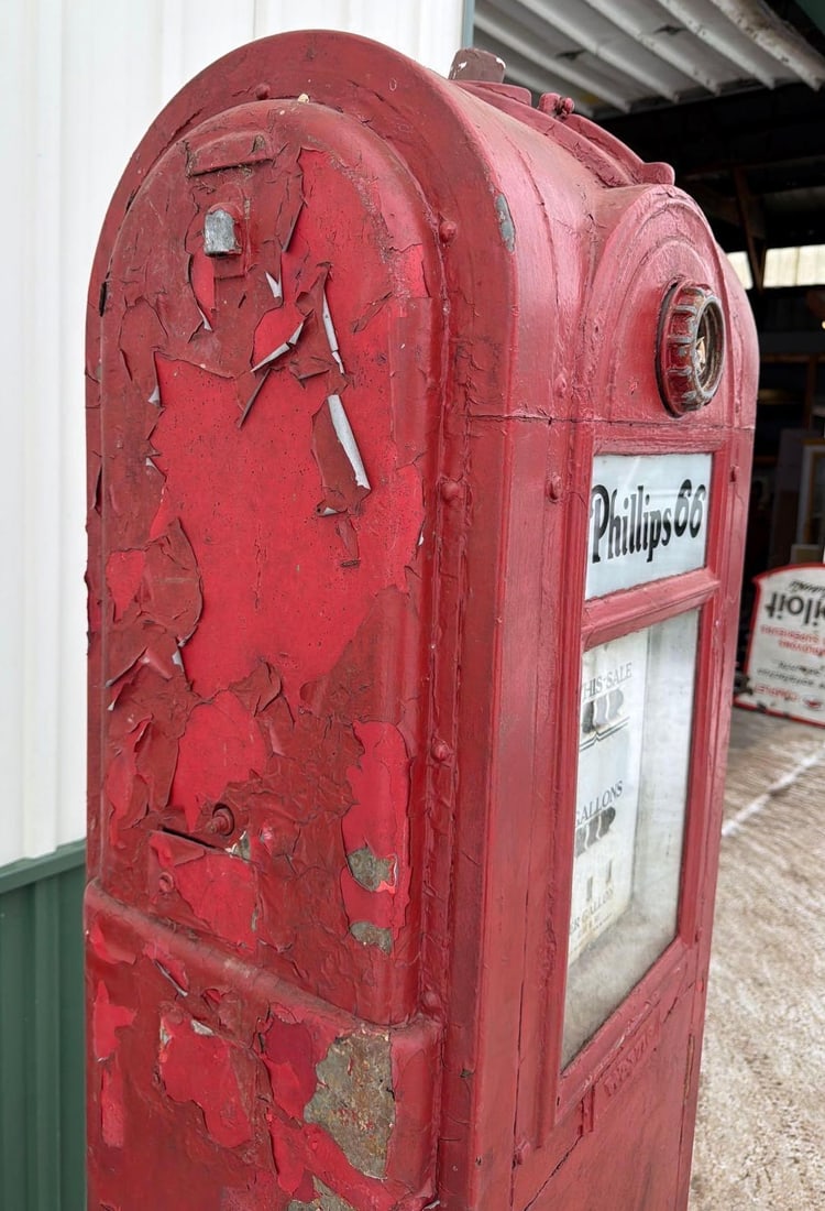 Wayne Model #60 Computing Gas Pump - 4
