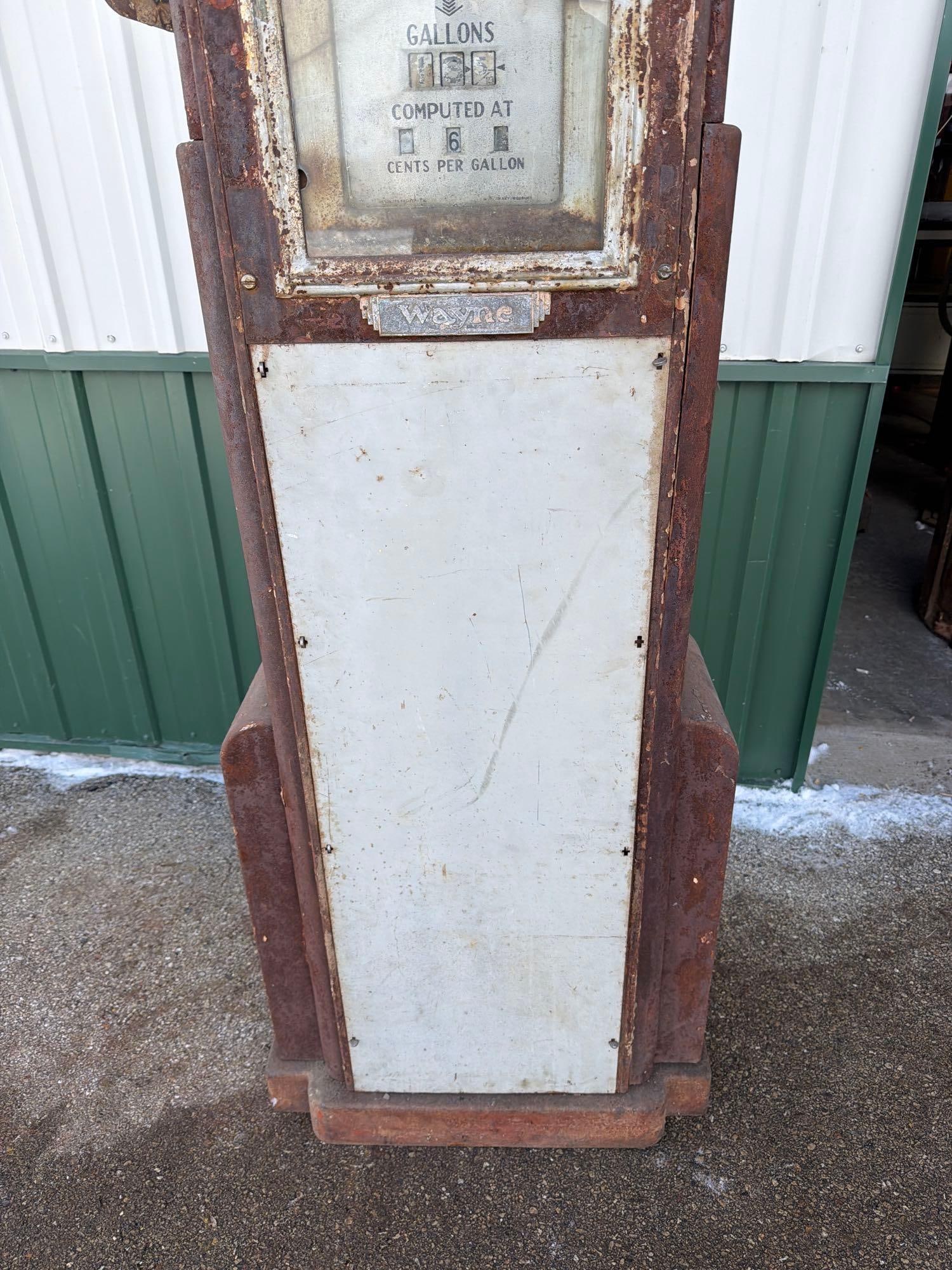 Wayne Model #60 Computing Gas Pump - 10