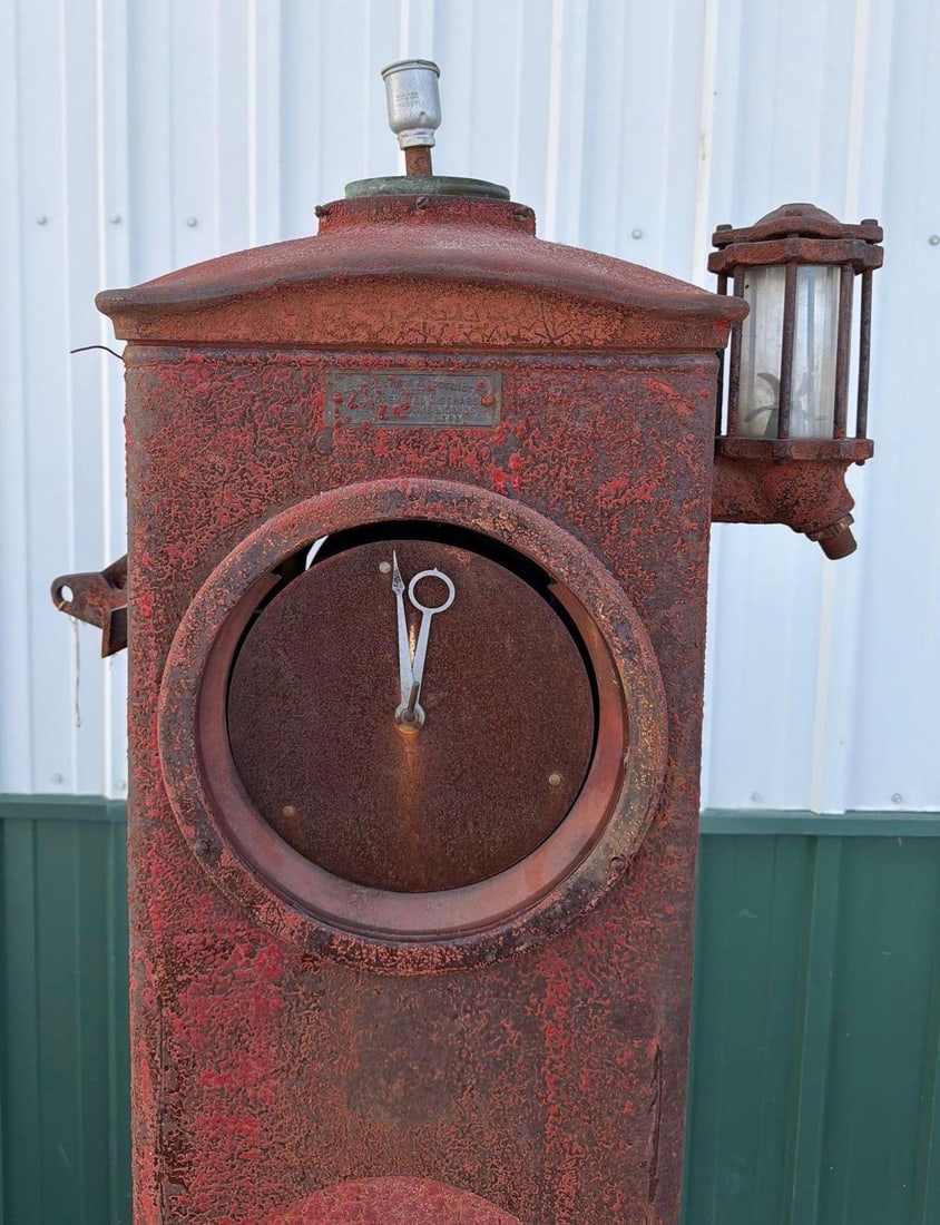 American Model #207 Clock Face Gas Pump - 2