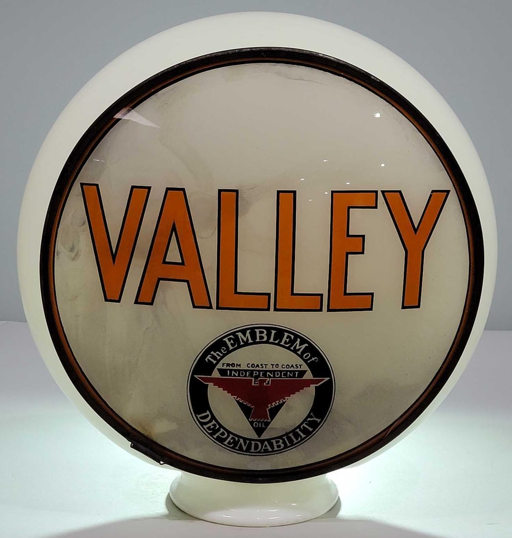 Valley w/Independent Oil Co. Logo 13.25" Single Gill Globe Lens (TAC): rated 8.9, 13.25"D., the single gill globe lens is in good condition, looks to have some staining on the back side but the ring that holds the lens in is rusty, the gill body is damage and we will