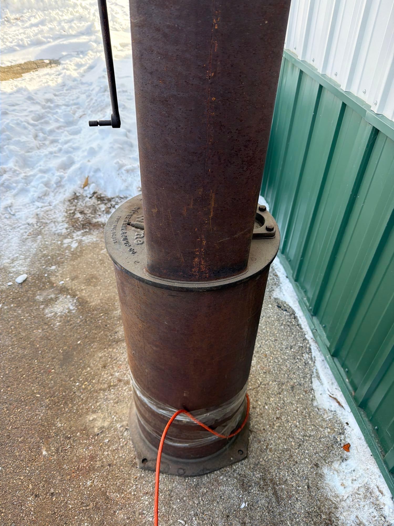 1920's Wayne Model #480 Clock Face Gas Pump - 6