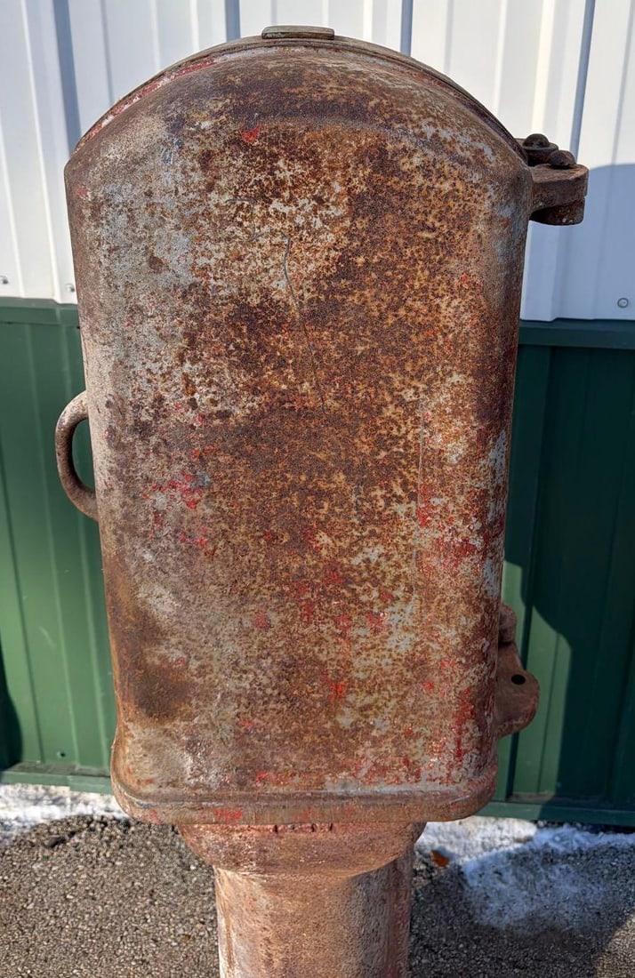 Wayne Model #170 Cast Iron Curb Pump - 2