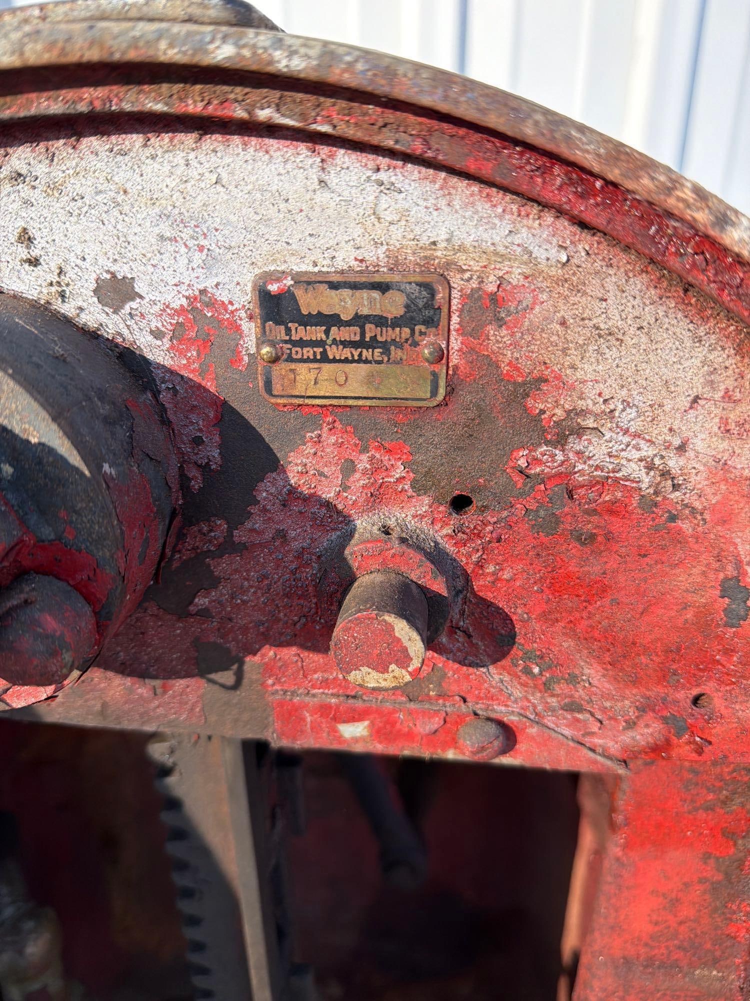 Wayne Model #170 Cast Iron Curb Pump - 6