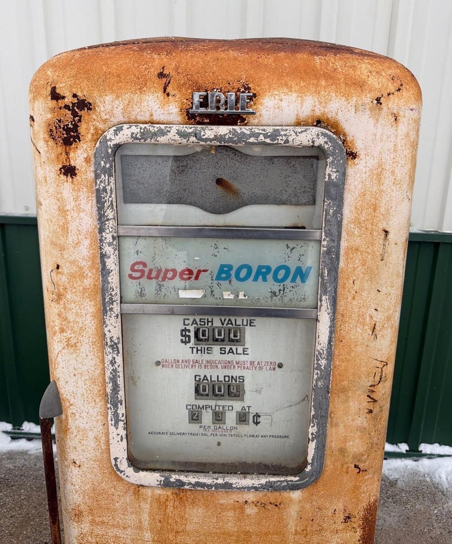 Erie Model #748 Computing Gas Pump - 2